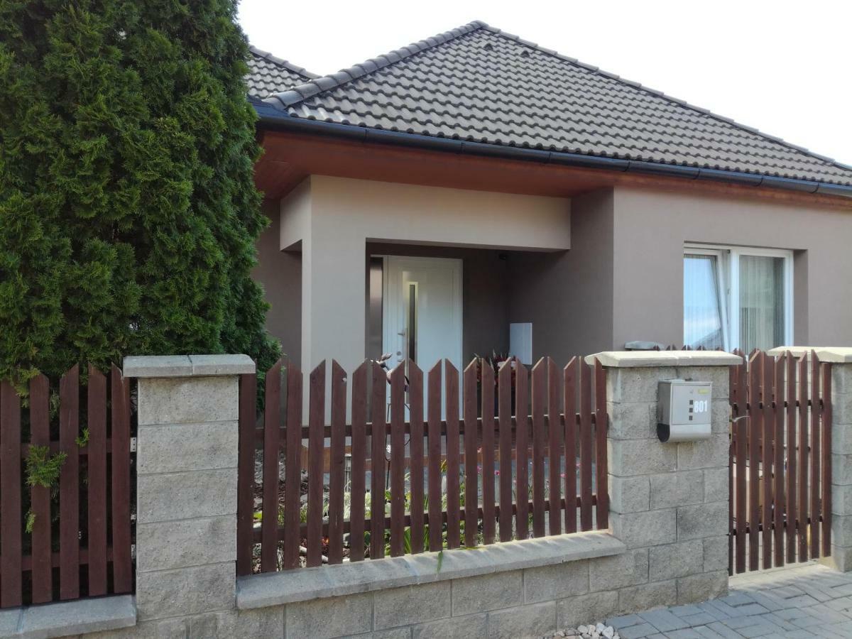 Ji Apartment Modrice Exterior photo